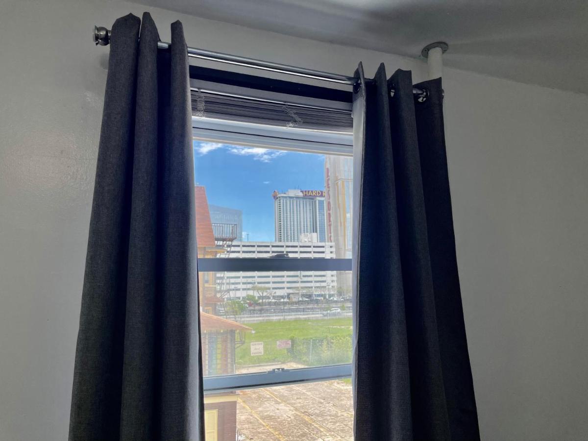 3 Bedrooms, Boardwalk Duplex Beachblock Home! Atlantic City Kültér fotó